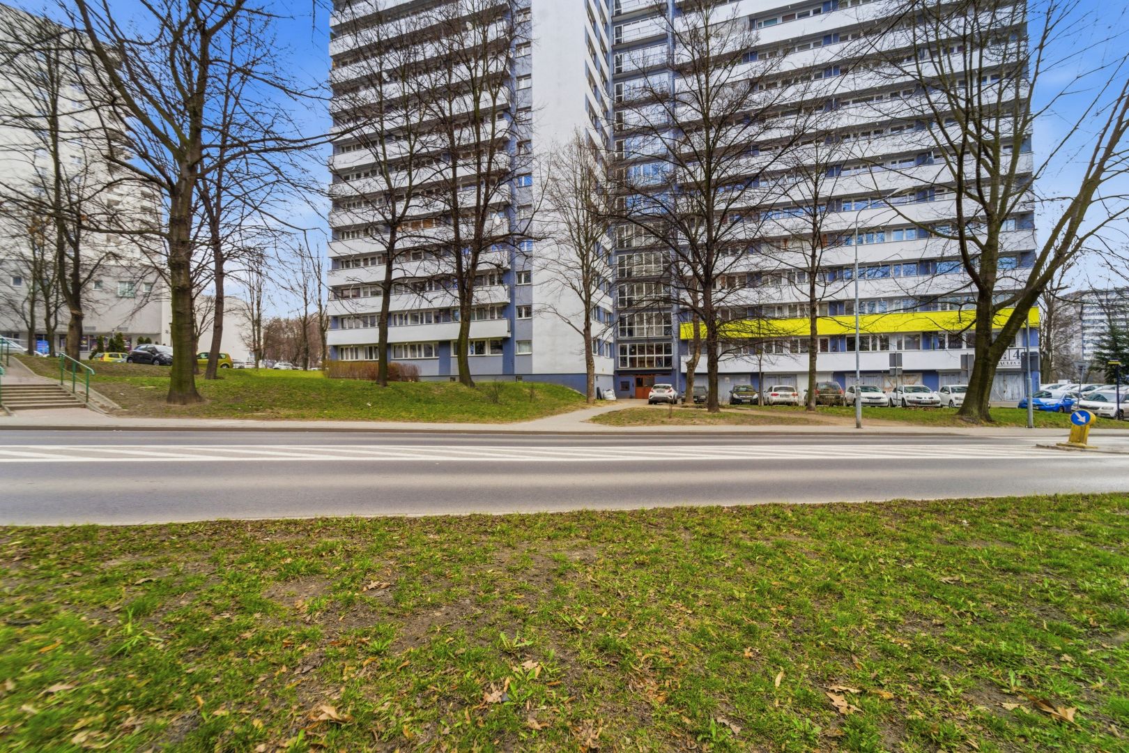 3 Rooms to Discover - Osiedle Tysiąclecia - Apartment - Sale - Katowice, Tysiąclecia