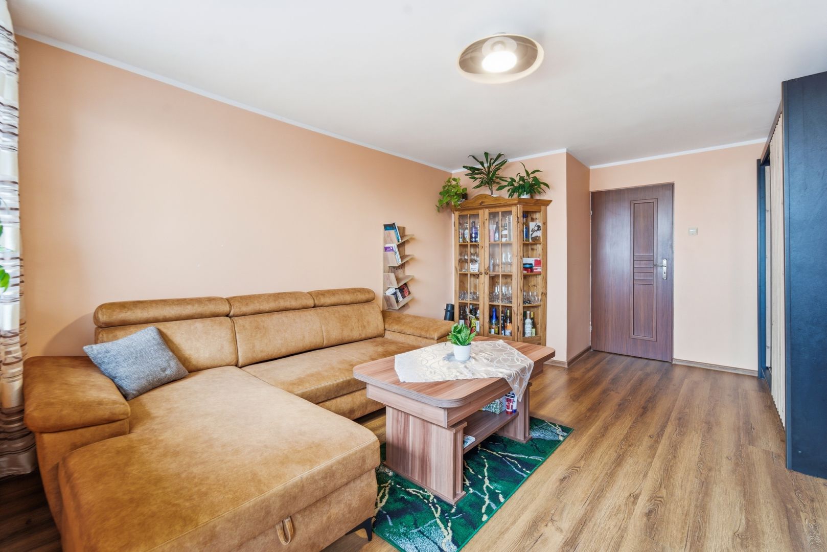 3 Rooms to Discover - Osiedle Tysiąclecia - Apartment - Sale - Katowice, Tysiąclecia