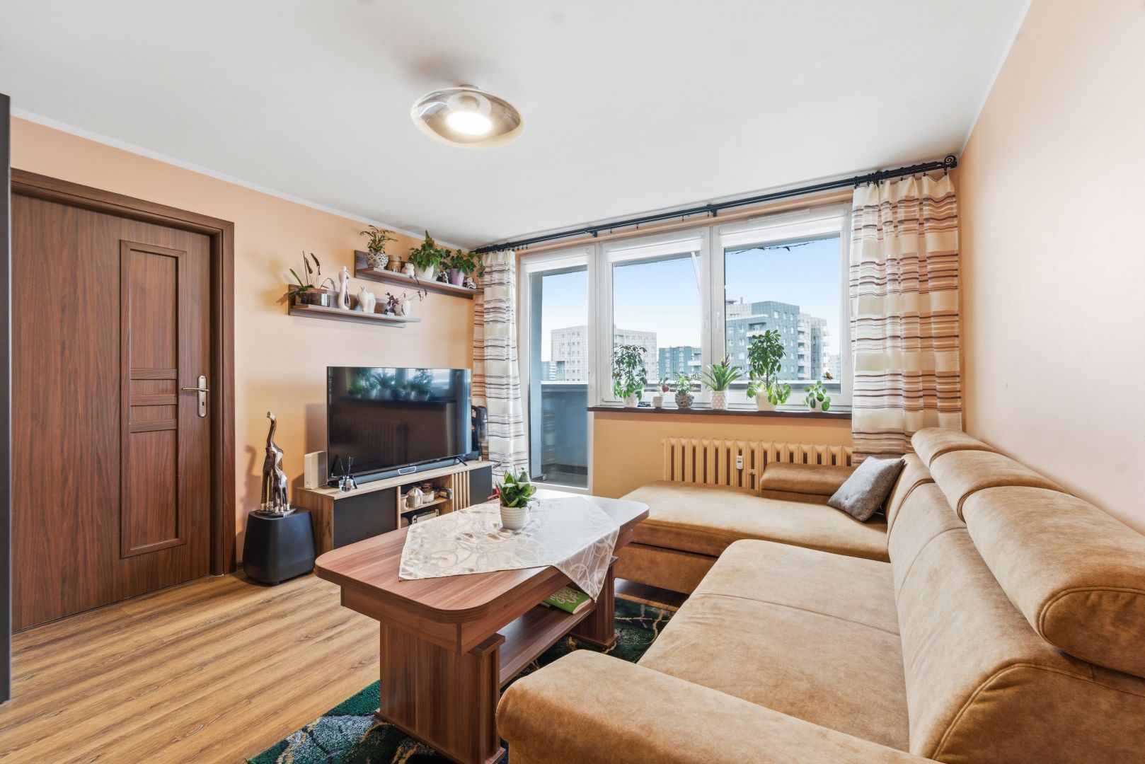 3 Rooms to Discover - Osiedle Tysiąclecia - Apartment - Sale - Katowice, Tysiąclecia