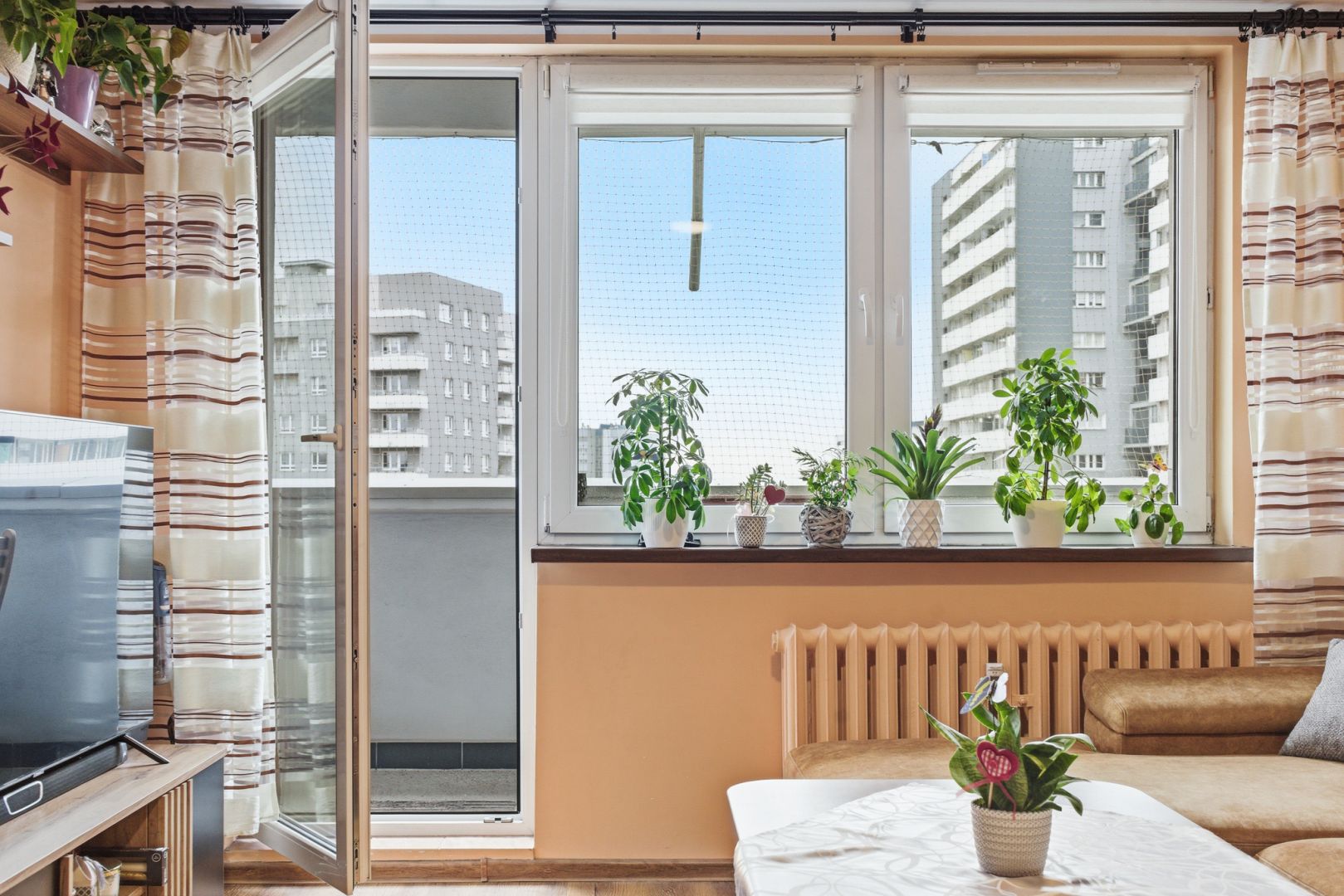 3 Rooms to Discover - Osiedle Tysiąclecia - Apartment - Sale - Katowice, Tysiąclecia