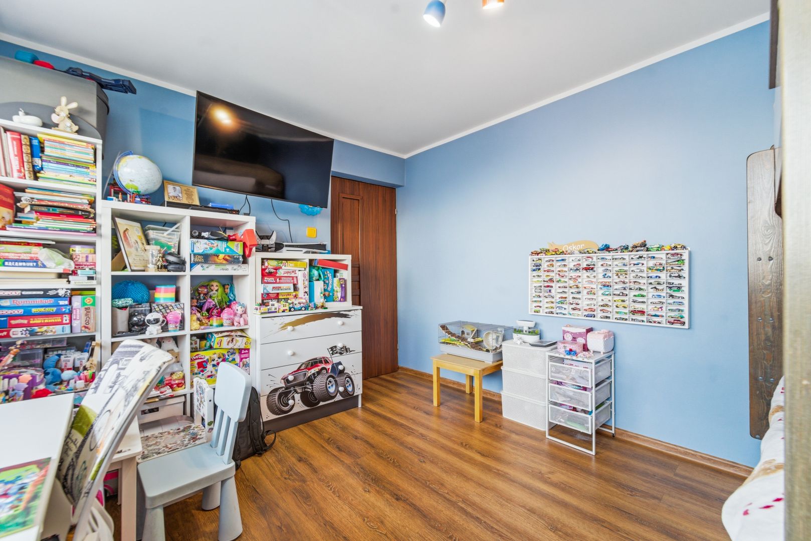 3 Rooms to Discover - Osiedle Tysiąclecia - Apartment - Sale - Katowice, Tysiąclecia