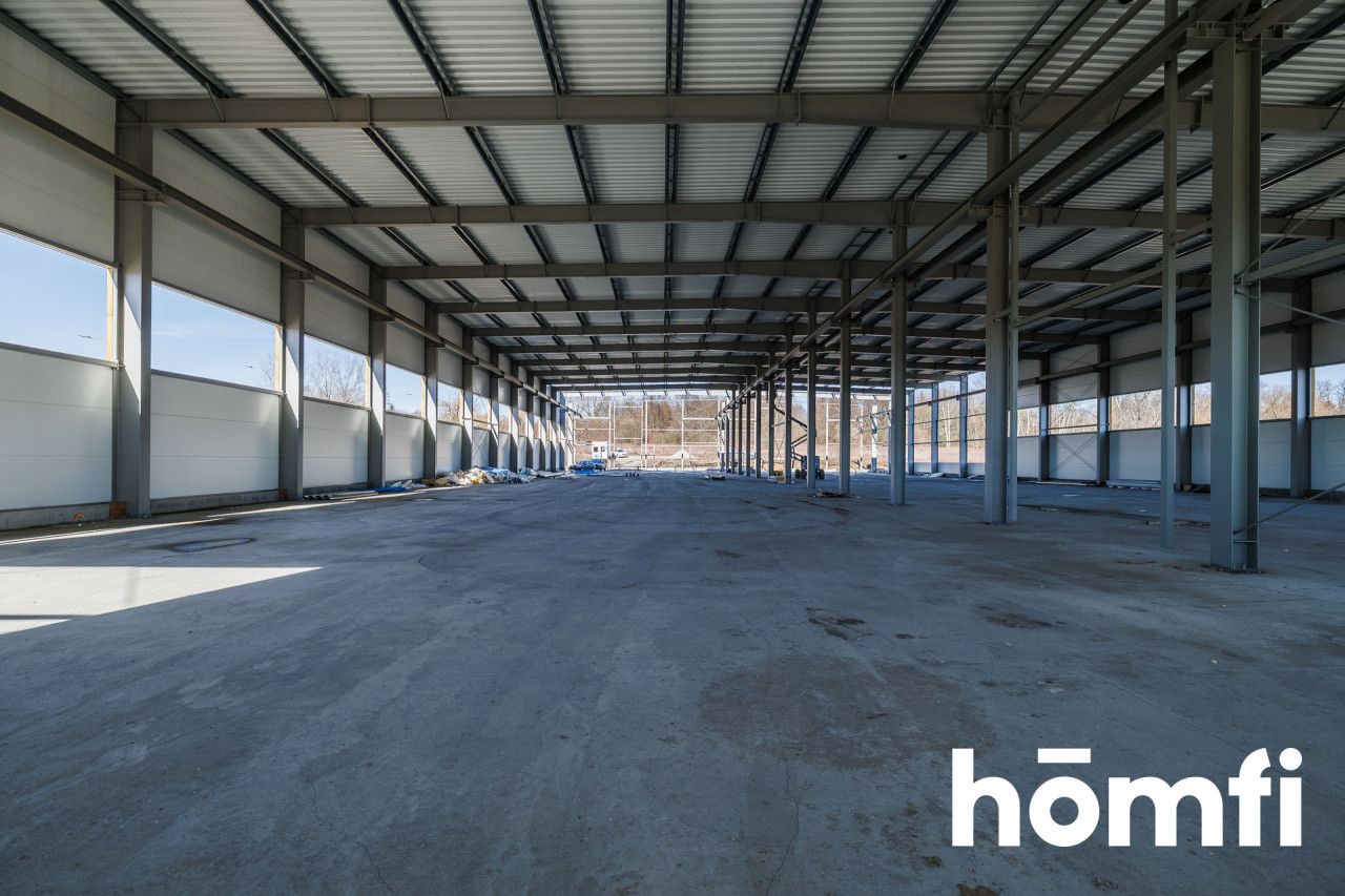 Large hall with overhead rail cranes and a maneuvering area for services or high-tech industry - automotive, electronics, robotics, pharmacy, defense industry | Badeniego | Igołomska | Nowa Huta - Комерційне приміщення - Продаж - Kraków, Nowa Huta