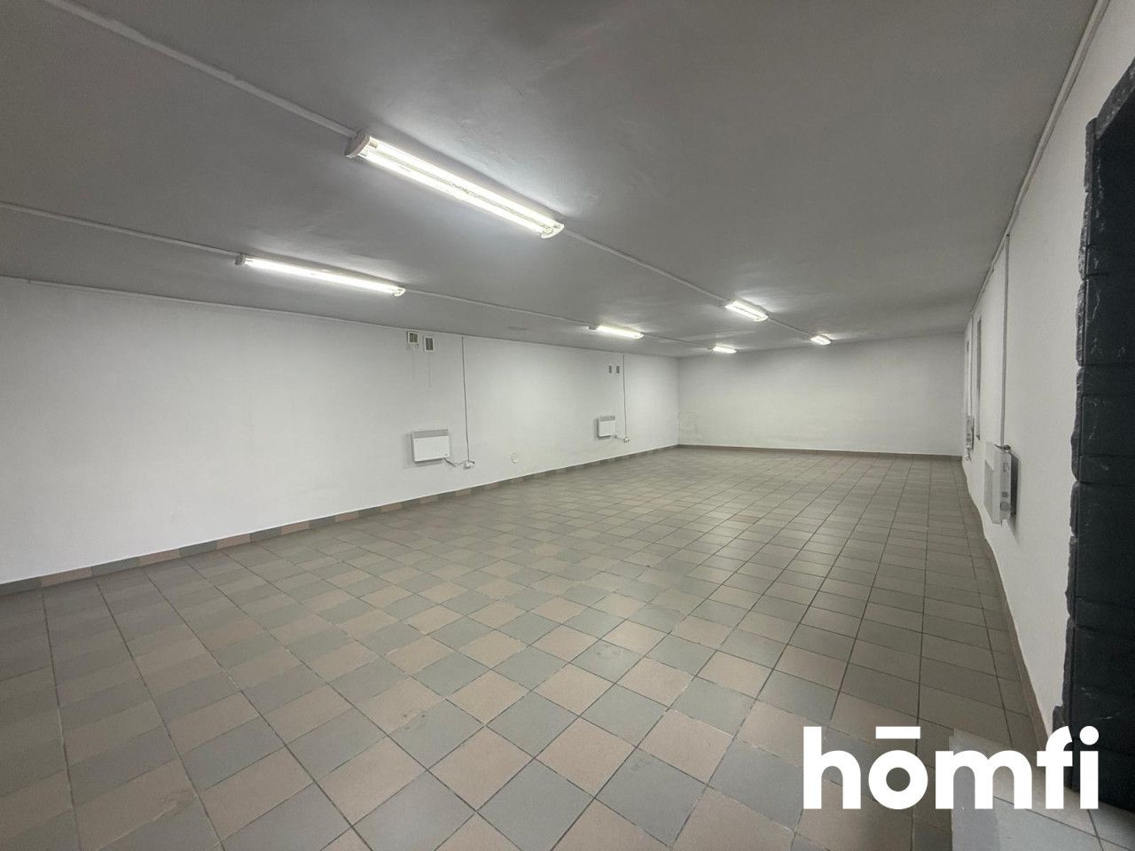 190 m² Commercial Space on Main Road - Комерційне приміщення - Оренда - Zamojski, Łabunie