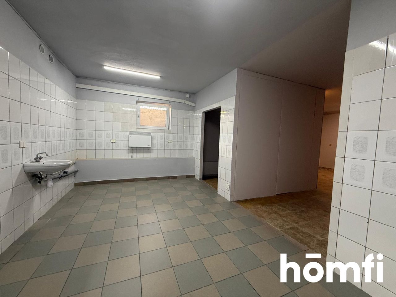 190 m² Commercial Space on Main Road - Комерційне приміщення - Оренда - Zamojski, Łabunie