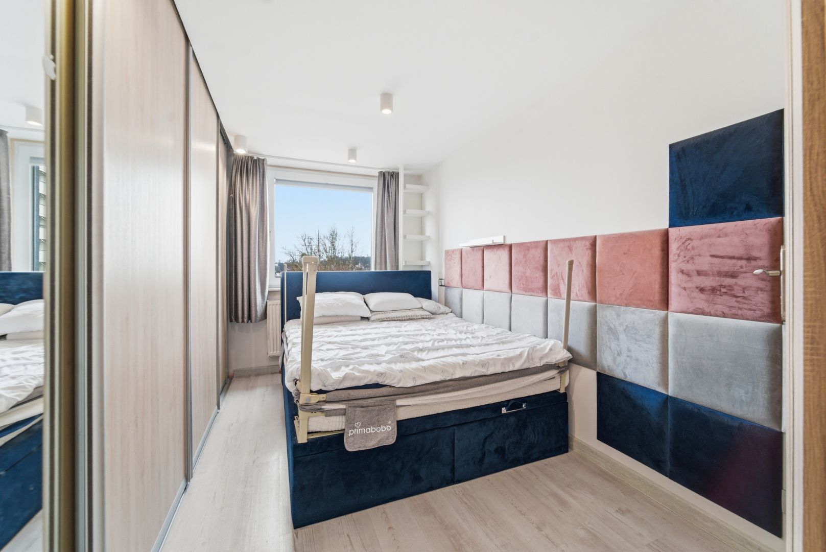 Ready to move in! 3 independent rooms - Квартира - Продаж - Katowice, Tysiąclecia