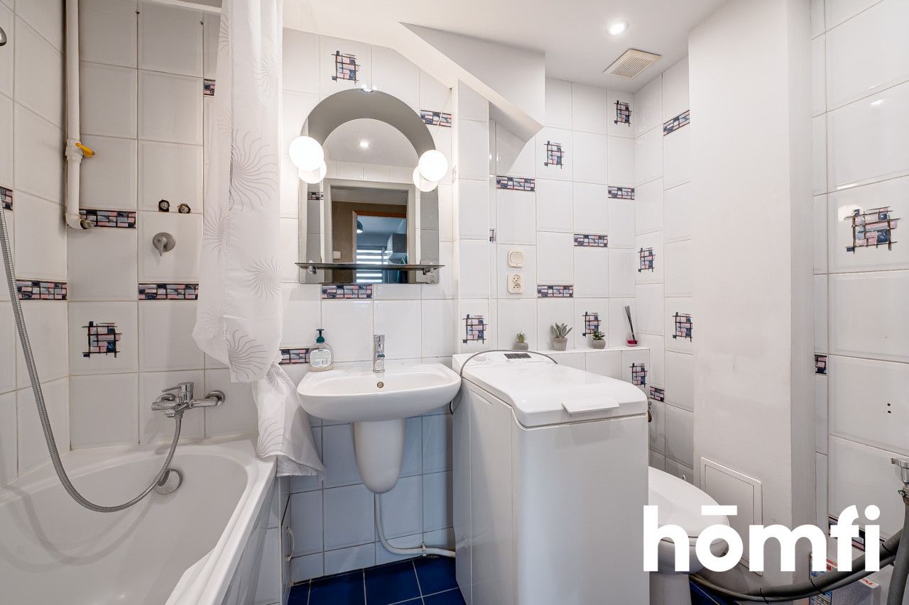 A spacious flat in the quiet XV-lecia residential area, Radom - Apartment - Rent - Radom, Os. XV-lecia