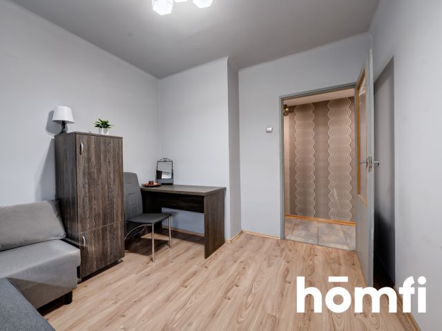 A spacious flat in the quiet XV-lecia residential area, Radom - Apartment - Rent - Radom, Os. XV-lecia