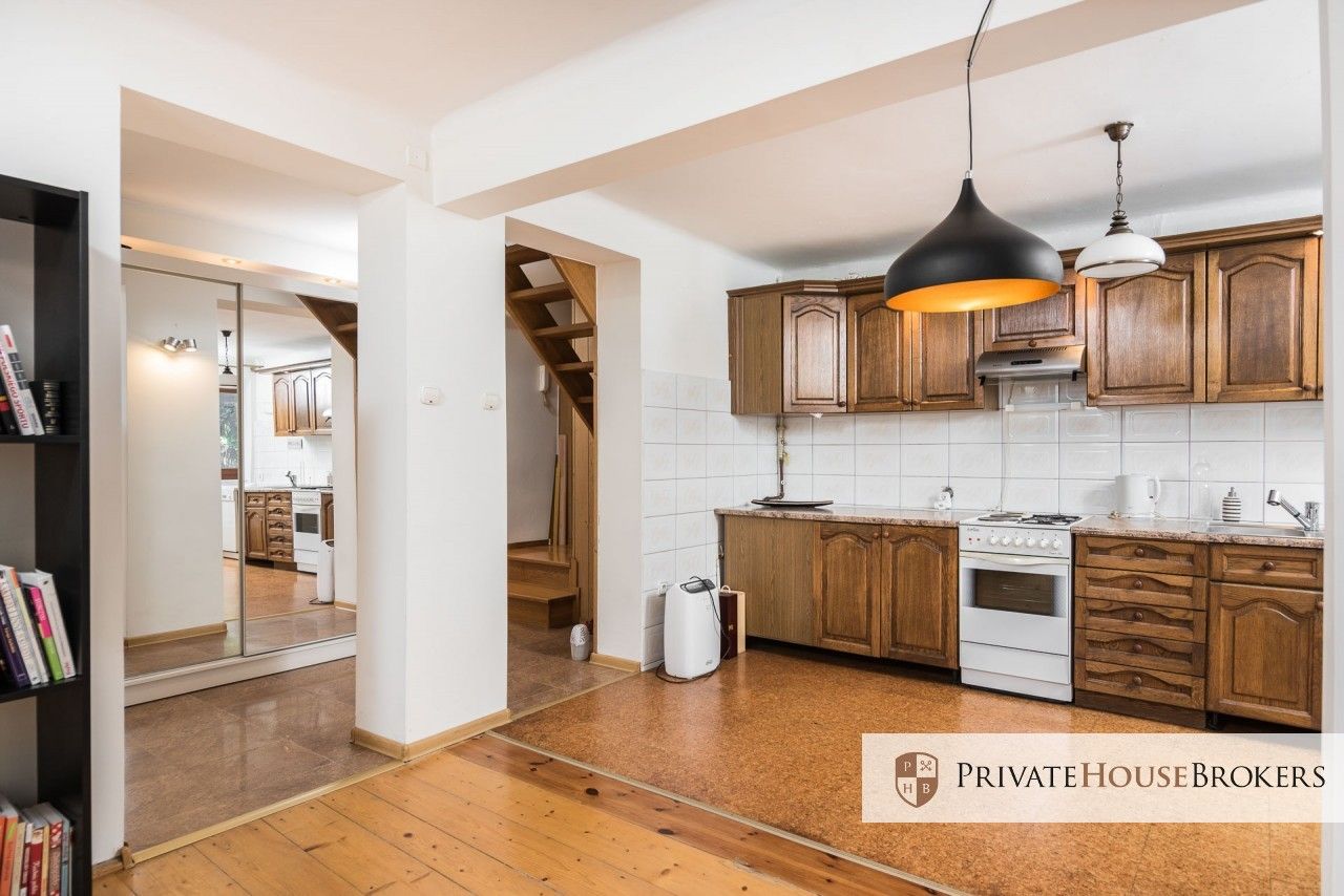 Dwupoziomowe mieszkanie tuż obok Ronda Mogilskiego - Mieszkanie - Sprzedaż - Kraków, Śródmieście