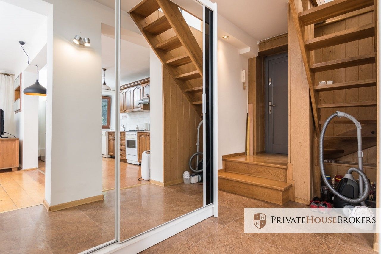 Dwupoziomowe mieszkanie tuż obok Ronda Mogilskiego - Mieszkanie - Sprzedaż - Kraków, Śródmieście