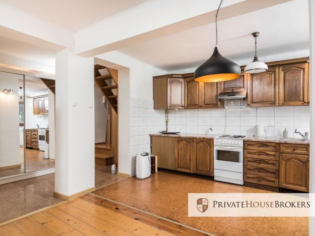 Dwupoziomowe mieszkanie tuż obok Ronda Mogilskiego - Mieszkanie - Sprzedaż - Kraków, Śródmieście