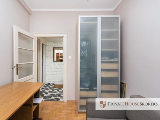 Dwupoziomowe mieszkanie tuż obok Ronda Mogilskiego - Mieszkanie - Sprzedaż - Kraków, Śródmieście