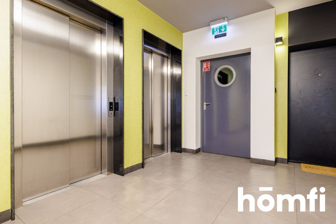 Spacious high-standard 3-room apartment - Pruszkow, 5 Powstancow Street - Apartment - Sale - Pruszkowski, Pruszków