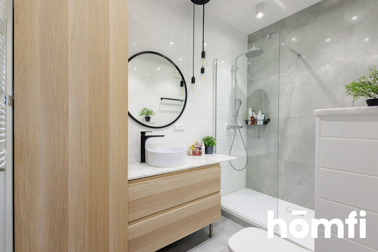 Spacious high-standard 3-room apartment - Pruszkow, 5 Powstancow Street - Apartment - Sale - Pruszkowski, Pruszków