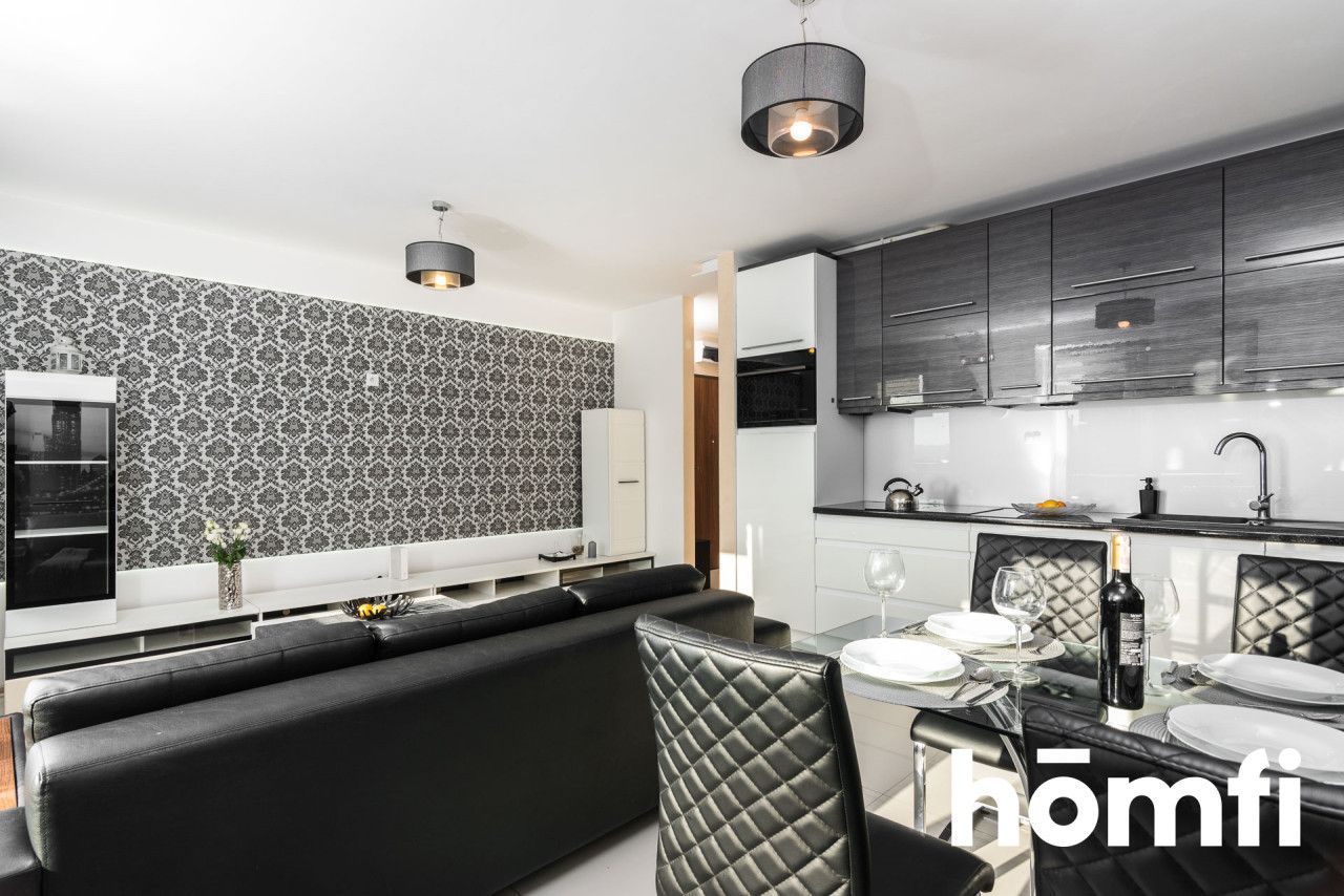 Comfortable 3-room apartment with balcony and 2 garages near Bagry - Apartment - Rent - Kraków, Podgórze / Przewóz