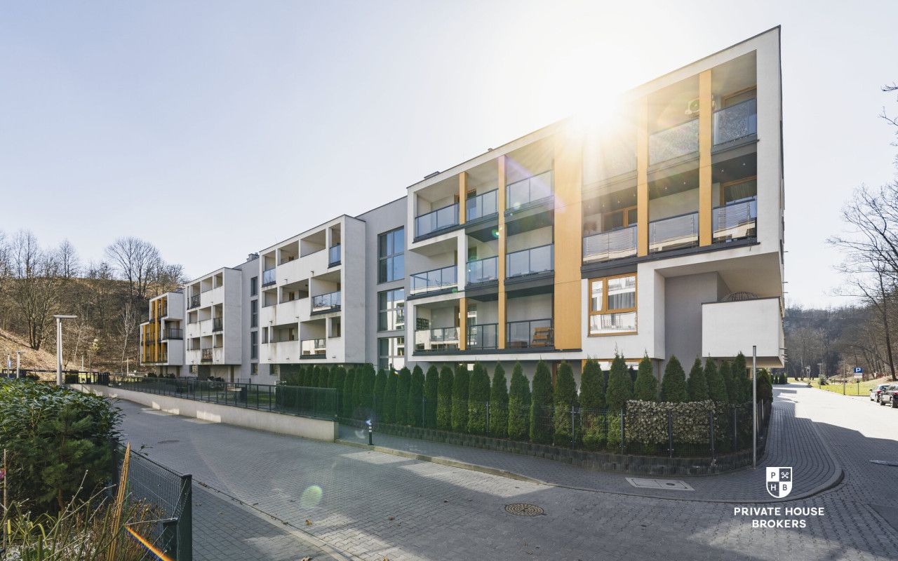 Air-conditioned three-room apartment 60m2 with 2 balconies in the Wielicka Garden investment - Квартира - Оренда - Kraków, Podgórze