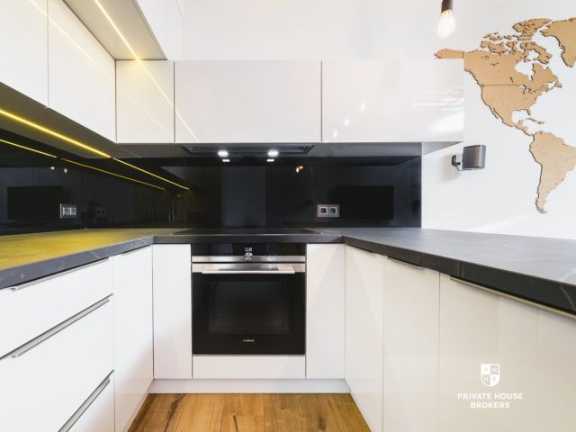 Stylish 2-Bedroom Apartment by the Vistula Boulevards | Kościuszki Apartments - Apartment - Rent - Kraków, Krowodrza / Salwator