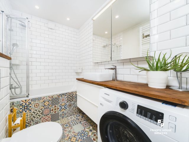 One-bedroom apartment at Bartla street | garage+storage - Apartment - Sale - Kraków, Podgórze / Kliny