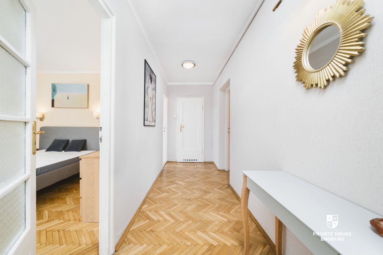 One-bedroom apartment at Brodowicza street - Oficerskie Estate - Apartment - Rent - Kraków, Śródmieście / Olsza