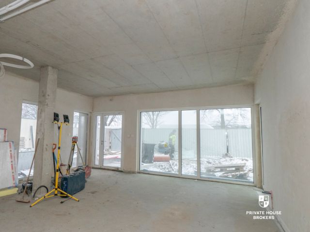 Lokal bezpośrednio przy Błoniach: al. Focha 77 mkw - Lokal użytkowy - Wynajem - Kraków, Krowodrza / Salwator