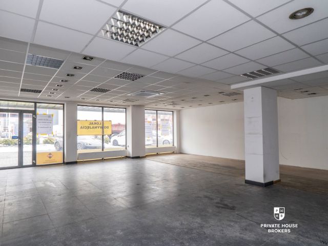 Lokal usługowy w wysokim standardzie 219 mkw - Lokal użytkowy - Wynajem - Kraków, Podgórze