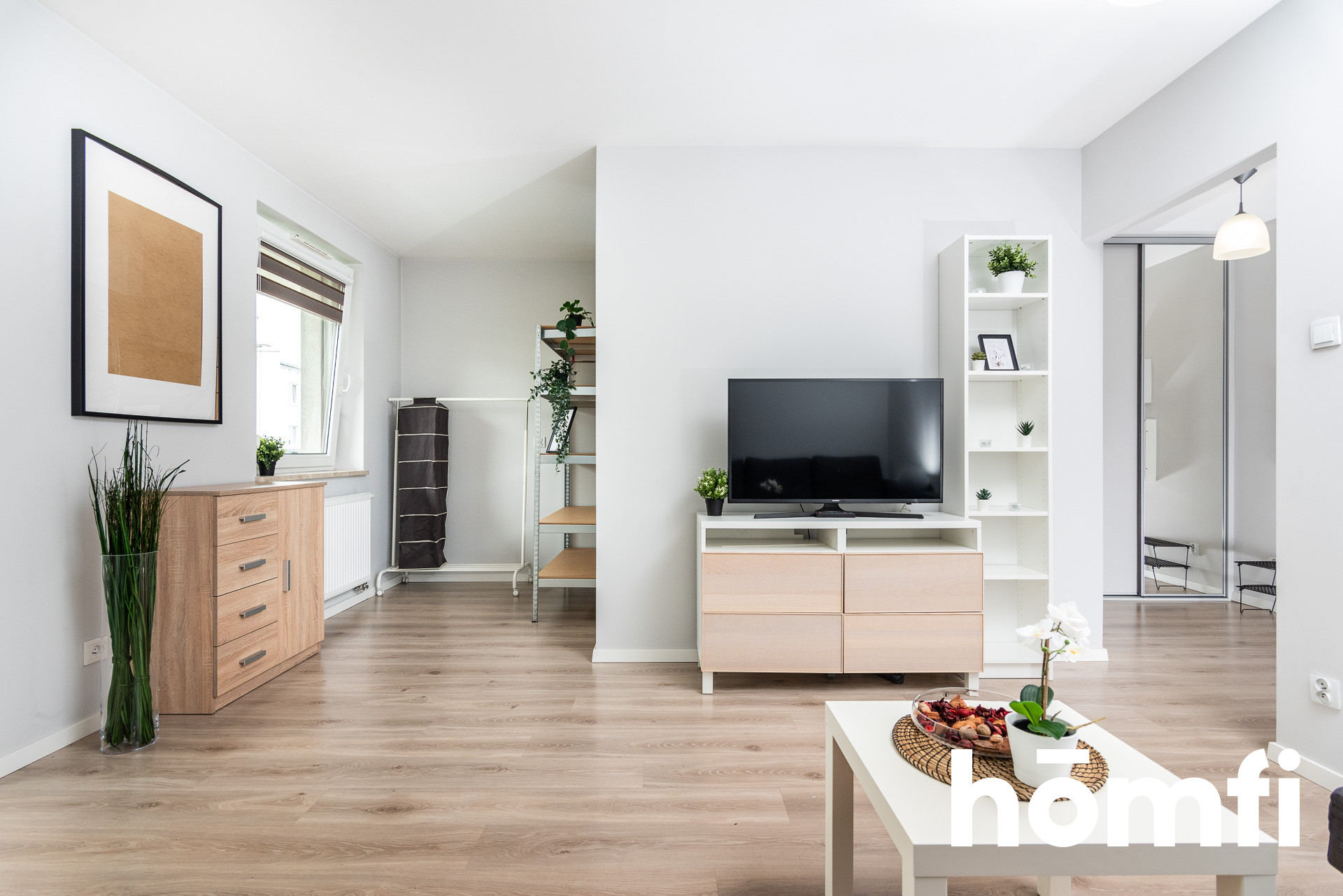 {angielski}Cozy studio apartment with a large balcony and a private bathroom - Квартира - Оренда - Kraków, Nowa Huta / Czyżyny