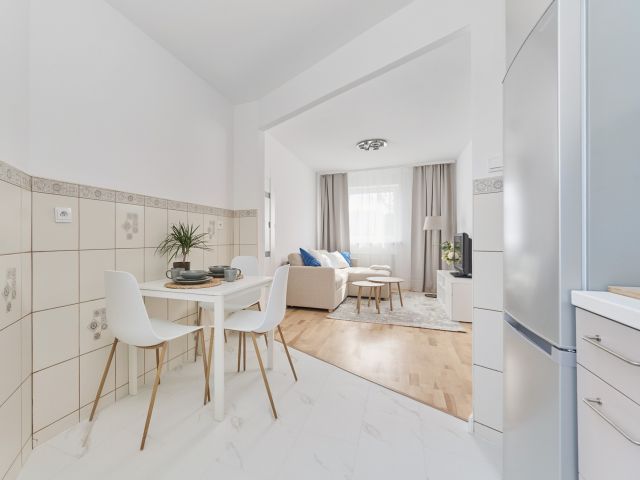 Newly renovated 3-room apartment in green Pilczyce ul. Gwarecka - Apartment - Rent - Wrocław, Fabryczna / Pilczyce