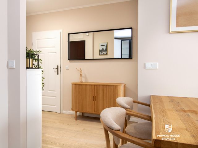 7th floor | balcony | courtyard view | Zabłocie - Apartment - Rent - Kraków, Podgórze