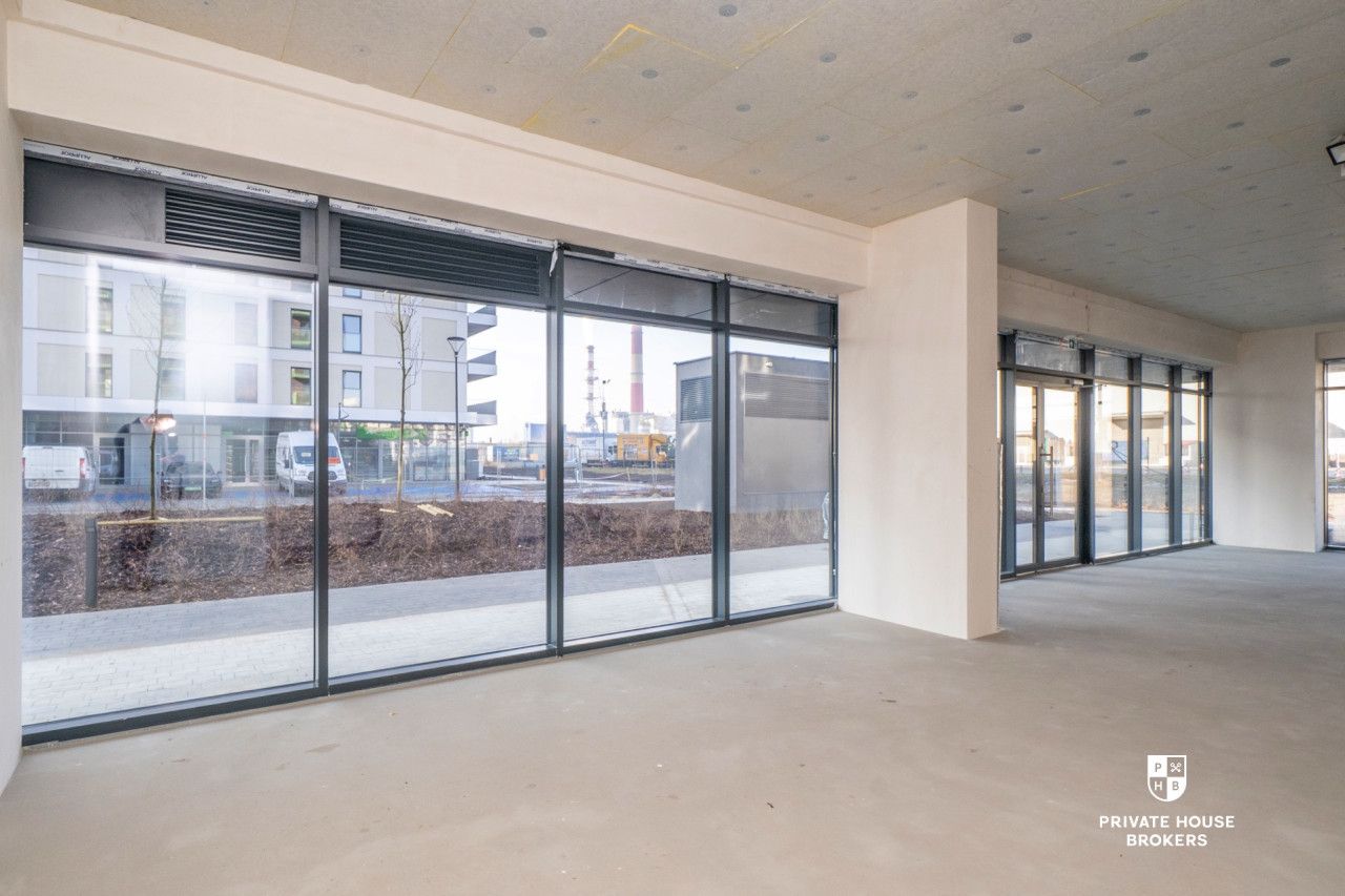Commercial space for rent Centralna street 93 sqm - Commercial premises - Rent - Kraków, Nowa Huta