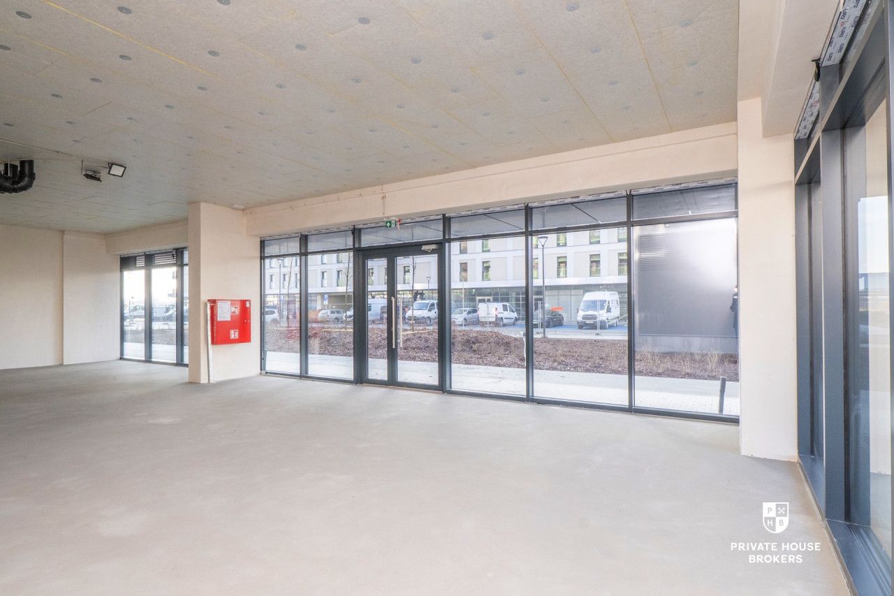 Commercial space for rent Centralna street 93 sqm - Commercial premises - Rent - Kraków, Nowa Huta
