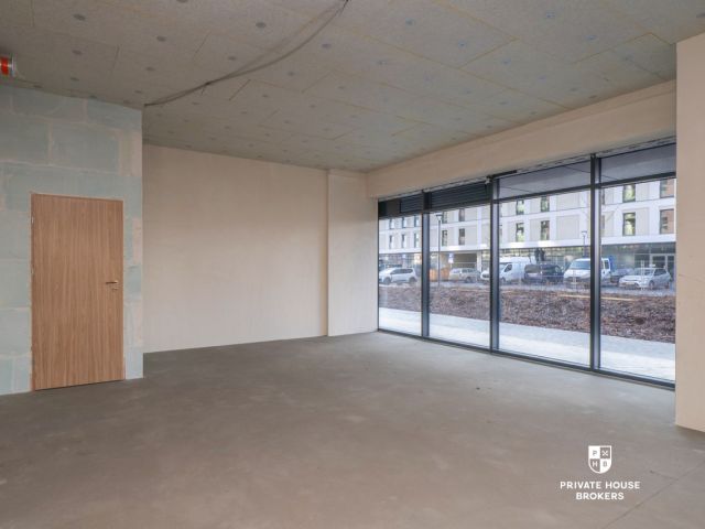 Commercial space for rent Centralna street 93 sqm - Commercial premises - Rent - Kraków, Nowa Huta
