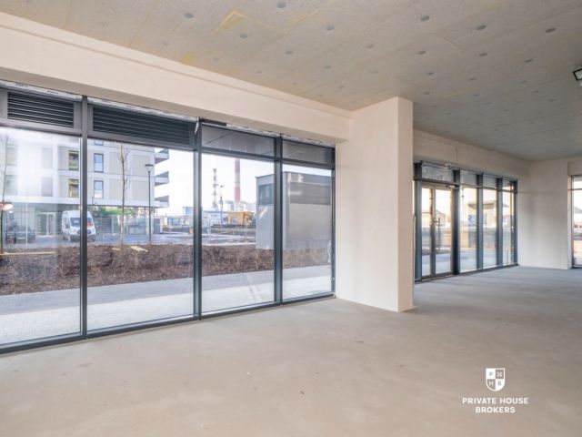 Commercial space for rent Centralna street 93 sqm - Commercial premises - Rent - Kraków, Nowa Huta