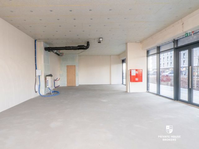 Commercial space for rent Centralna street 93 sqm - Commercial premises - Rent - Kraków, Nowa Huta