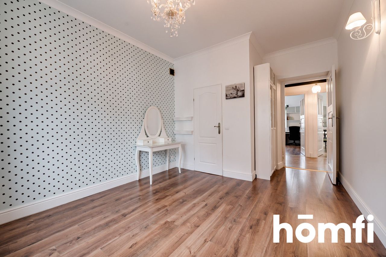 spacious and atmospheric apartment in a tenement house in the center of Radom - Квартира - Оренда - Radom, Śródmieście