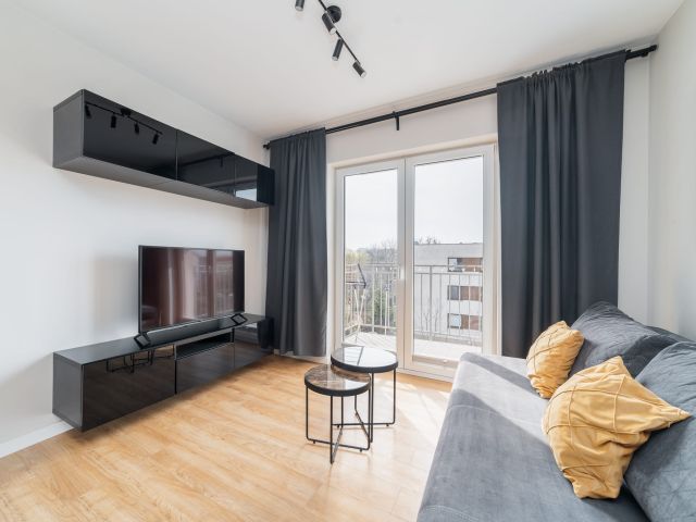 A functional 30 m² apartment is available for rent on Różyckiego Street in Łódź - Apartment - Rent - Łódź, Górna