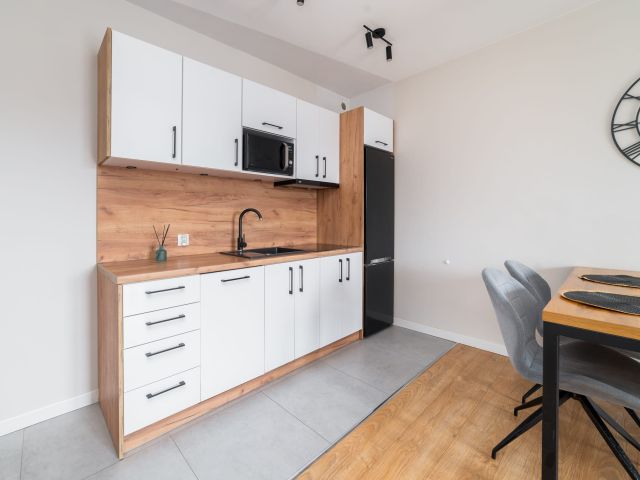 A functional 30 m² apartment is available for rent on Różyckiego Street in Łódź - Apartment - Rent - Łódź, Górna