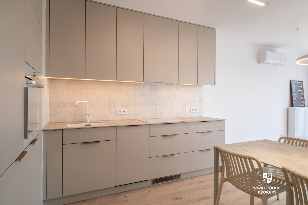 Premium-Finished Apartment | Top Floor | West-Facing | Krowodrza district - Apartment - Sale - Kraków, Krowodrza / Bronowice Wielkie