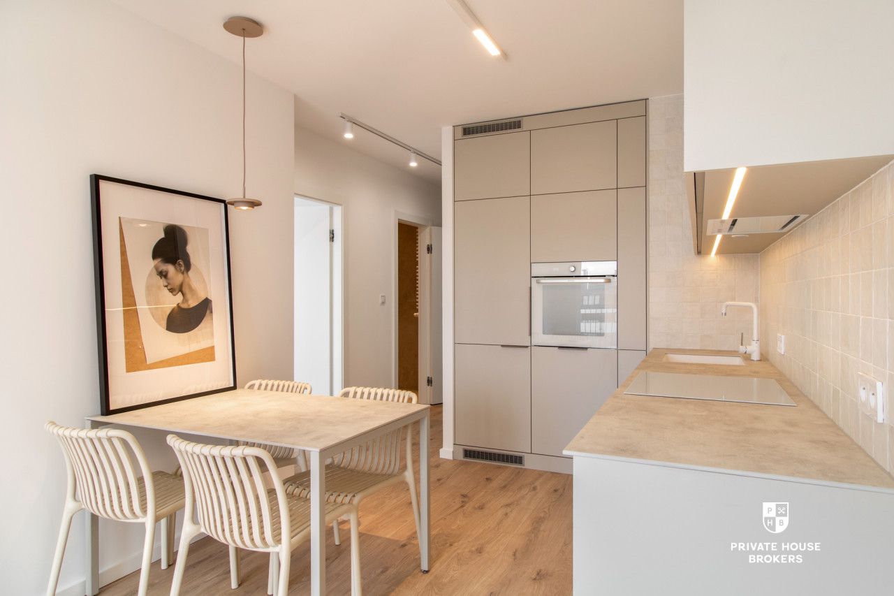 Premium-Finished Apartment | Top Floor | West-Facing | Krowodrza district - Apartment - Sale - Kraków, Krowodrza / Bronowice Wielkie