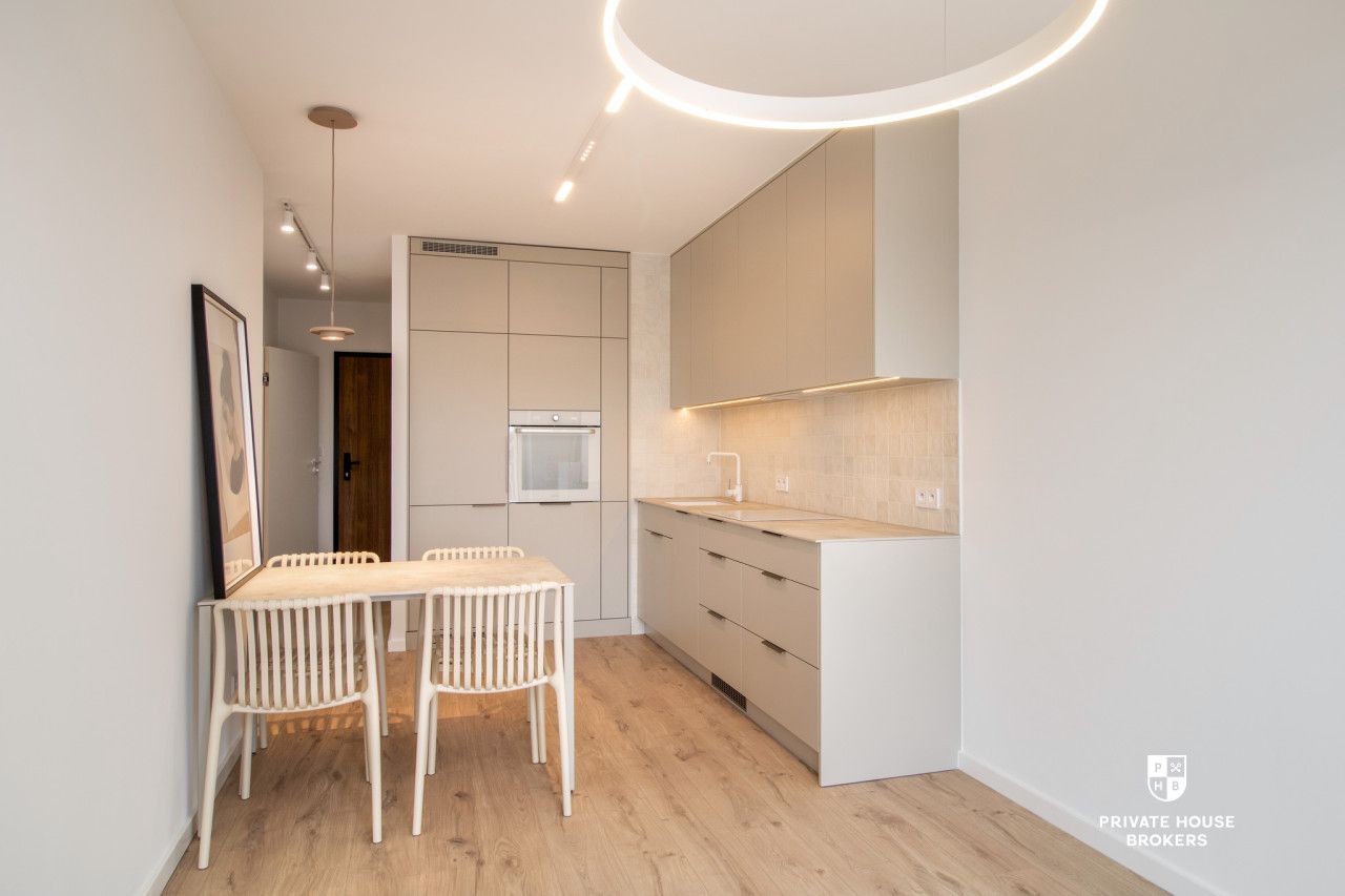 Premium-Finished Apartment | Top Floor | West-Facing | Krowodrza district - Apartment - Sale - Kraków, Krowodrza / Bronowice Wielkie