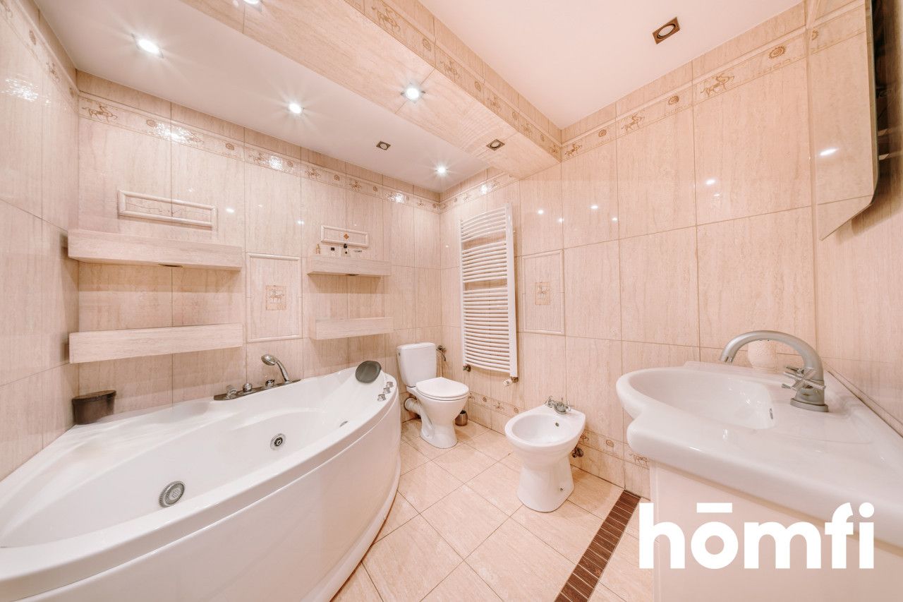 Piękny duży dom z gotową inwestycją - ferma drobiu w doskonałej lokalizacji - Dom - Sprzedaż - Inowrocławski, Inowrocław / Balin