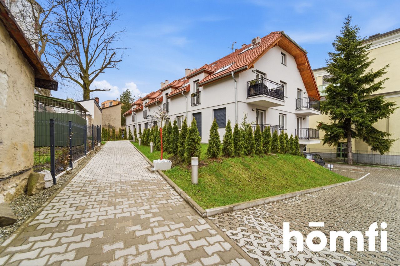 NEW 3-BEDROOM APARTMENT IN THE CITY CENTER - Apartment - Rent - Bielsko-Biała, Górne Przedmieście