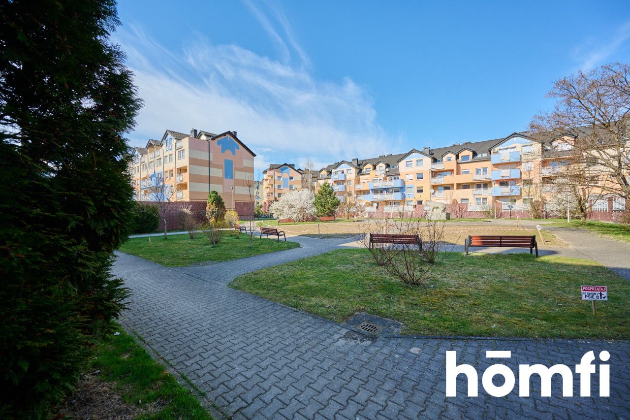 Sunny 2-room apartment with two balconies at Osiedle Morelowe, Muchobór Wielki - Apartment - Sale - Wrocław, Fabryczna / Muchobór Wielki