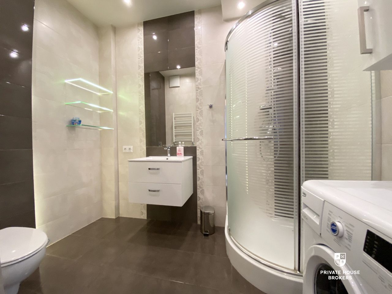 Comfortable apartment in a new development NOVUM - Apartment - Rent - Kraków, Śródmieście / Rakowice