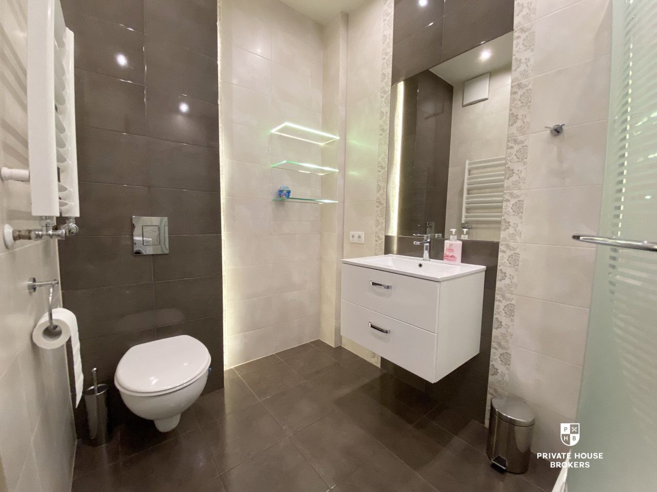 Comfortable apartment in a new development NOVUM - Apartment - Rent - Kraków, Śródmieście / Rakowice