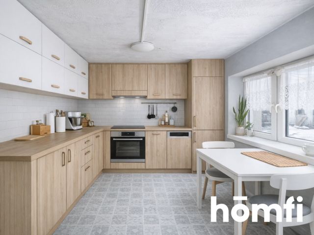 SINGLE-FAMILY HOUSE IN A QUIET NEIGHBORHOOD IN NEED OF RENOVATION - House - Sale - Wielicki, Niepołomice