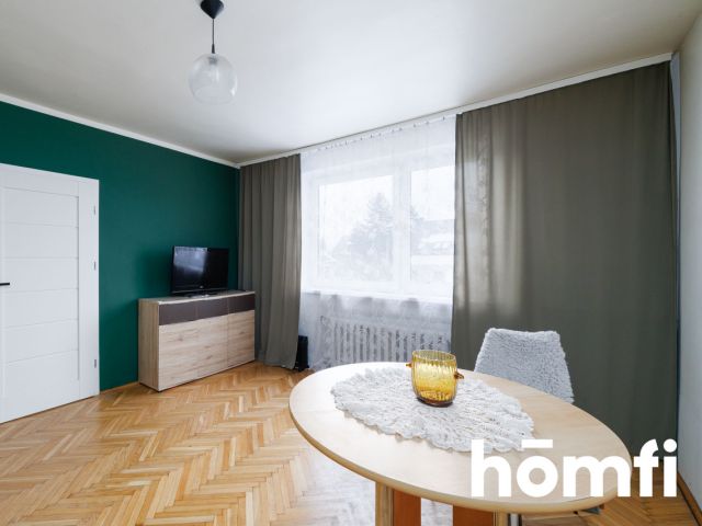 SINGLE-FAMILY HOUSE IN A QUIET NEIGHBORHOOD IN NEED OF RENOVATION - House - Sale - Wielicki, Niepołomice