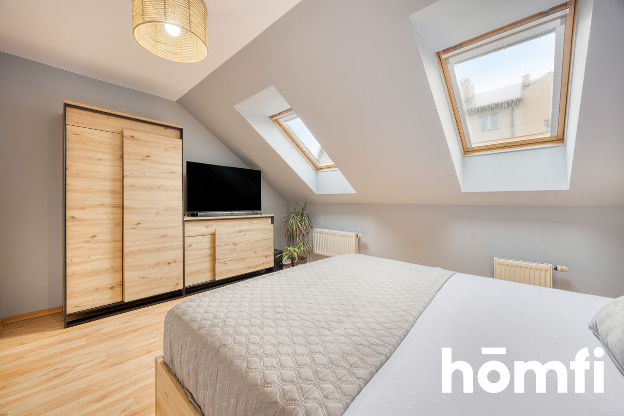 NIE ZNAJDZIESZ LEPIEJ ZLOKALIZOWANEJ SZEREGÓWKI Z GARAŻEM I OGRÓDKIEM - Dom - Sprzedaż - Rzeszów, Franciszka Kotuli