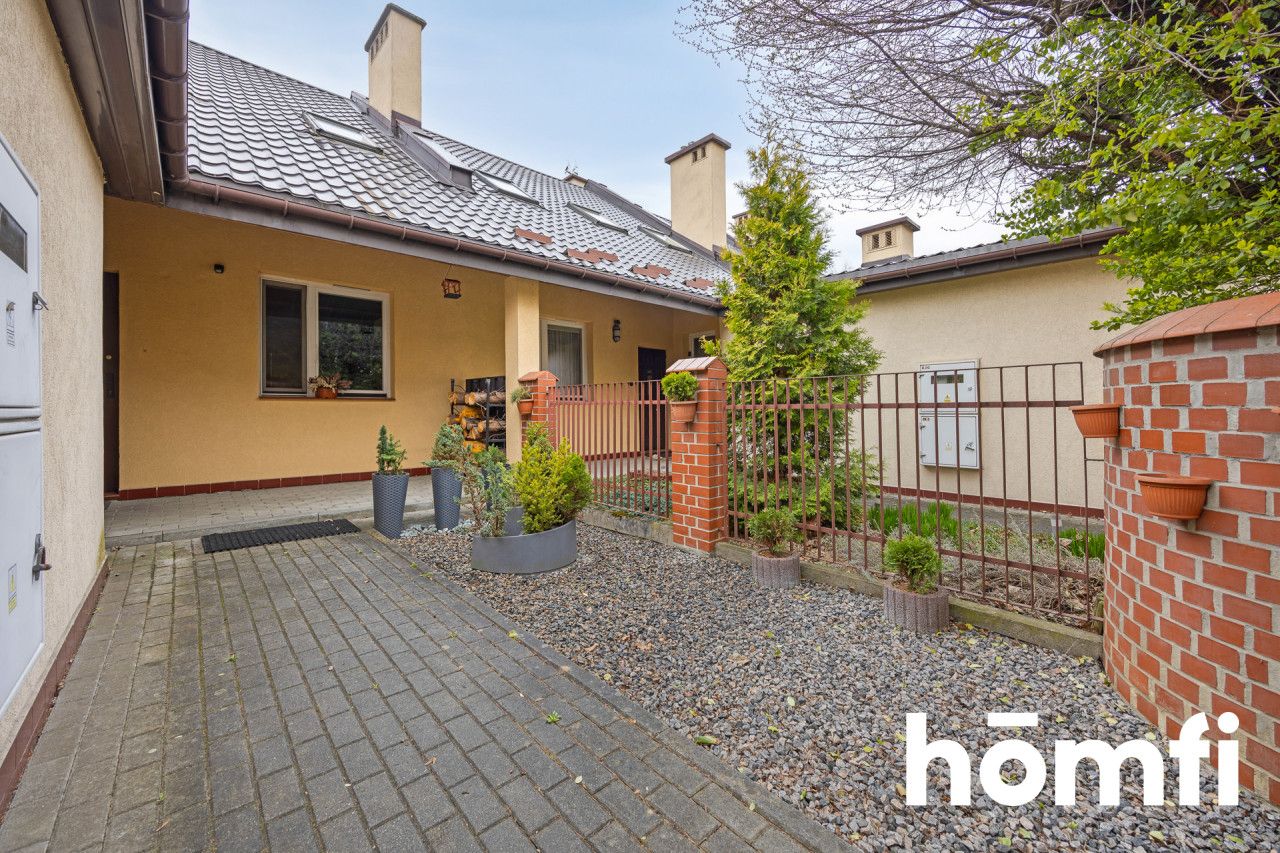 NIE ZNAJDZIESZ LEPIEJ ZLOKALIZOWANEJ SZEREGÓWKI Z GARAŻEM I OGRÓDKIEM - Dom - Sprzedaż - Rzeszów, Franciszka Kotuli