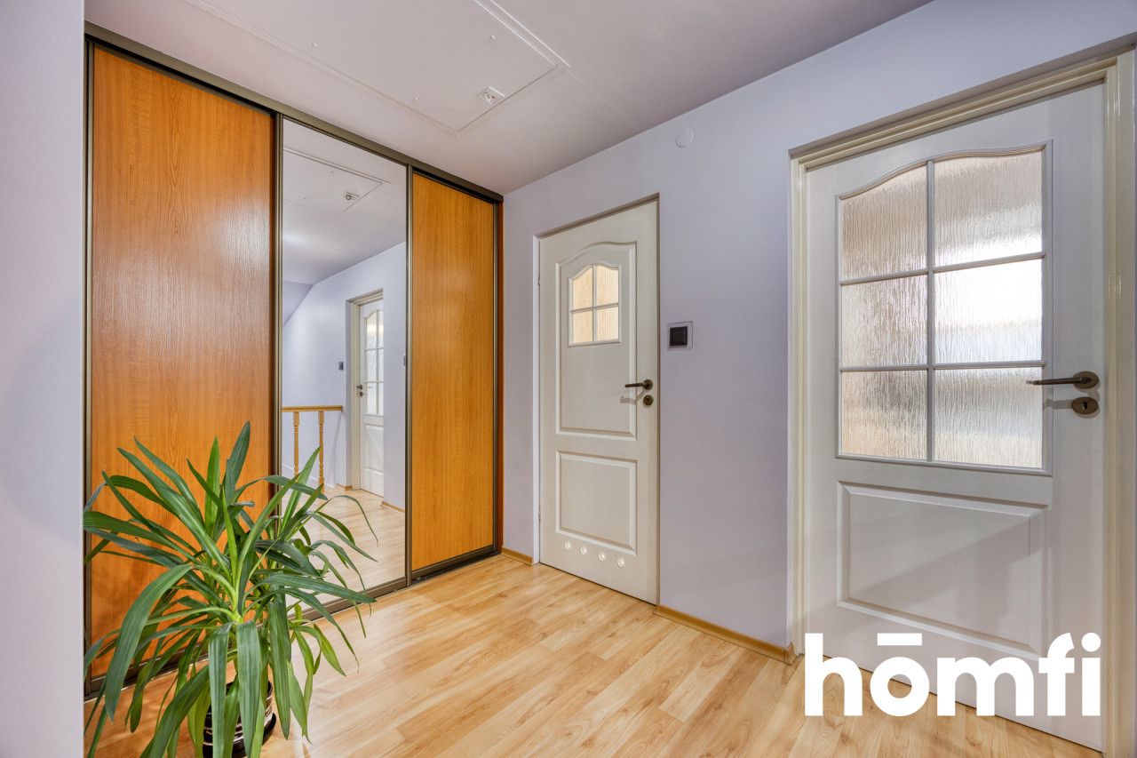 NIE ZNAJDZIESZ LEPIEJ ZLOKALIZOWANEJ SZEREGÓWKI Z GARAŻEM I OGRÓDKIEM - Dom - Sprzedaż - Rzeszów, Franciszka Kotuli