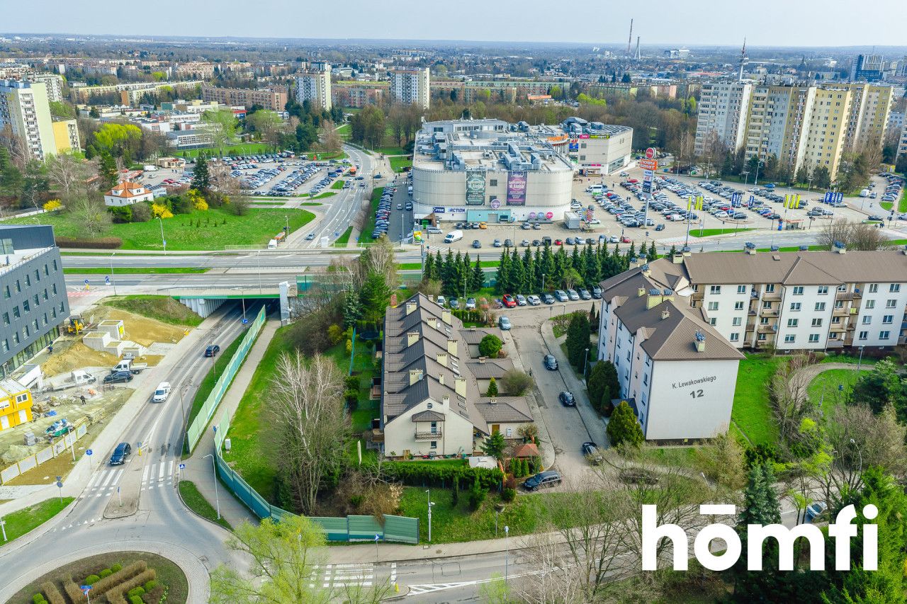 NIE ZNAJDZIESZ LEPIEJ ZLOKALIZOWANEJ SZEREGÓWKI Z GARAŻEM I OGRÓDKIEM - Dom - Sprzedaż - Rzeszów, Franciszka Kotuli