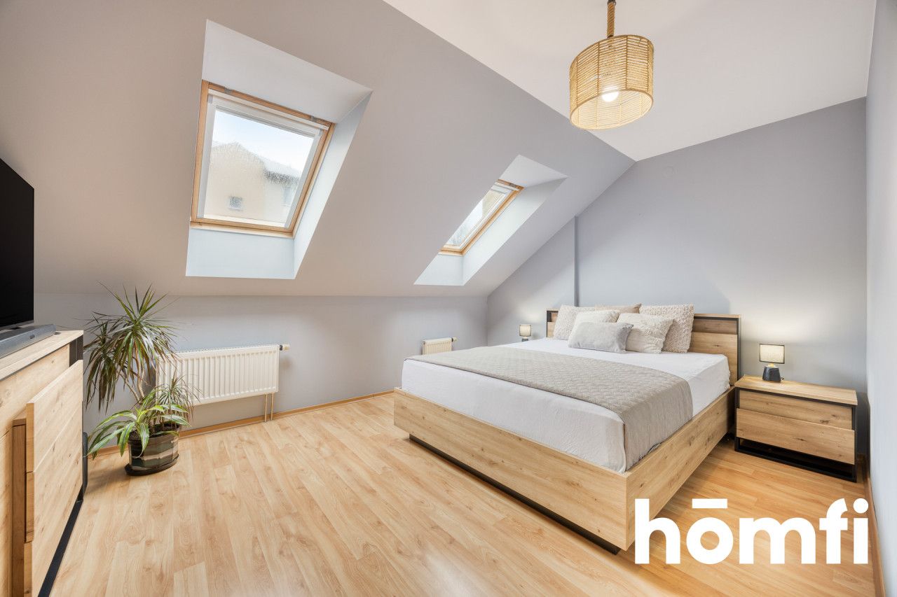 NIE ZNAJDZIESZ LEPIEJ ZLOKALIZOWANEJ SZEREGÓWKI Z GARAŻEM I OGRÓDKIEM - Dom - Sprzedaż - Rzeszów, Franciszka Kotuli